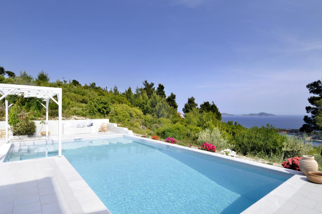 Anemolia Villas With Private Pools Near The Most Beautiful Beaches Of Alonissos Isomata 外观 照片